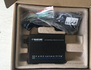 (gu)BLACK BOX